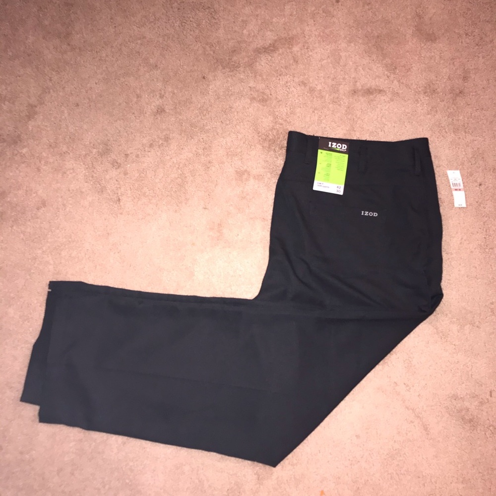 Izod black golf pants 42X30 NWT